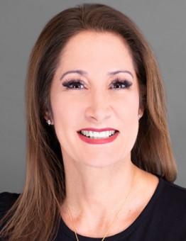 Paulette Simon headshot