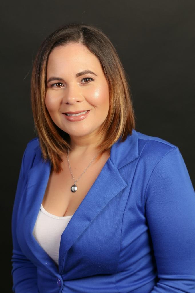 Jamie Perez headshot